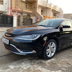 Chrysler 200